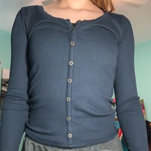 CUTE NAVY BUTTON SHIRT!